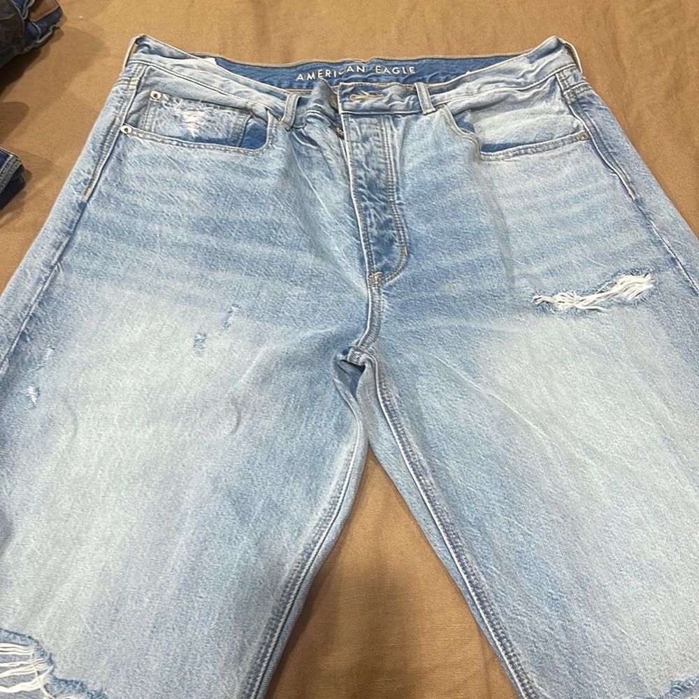 Baggy ripped AE pants never used